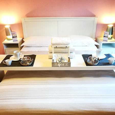 Antica Aria Di Roma Bed & Breakfast Exterior photo